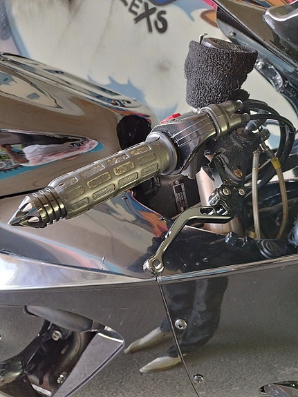 Kawasaki Zxr12r 5 of 12