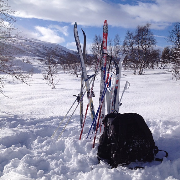 Ski og sekk i påskesol på Maurset