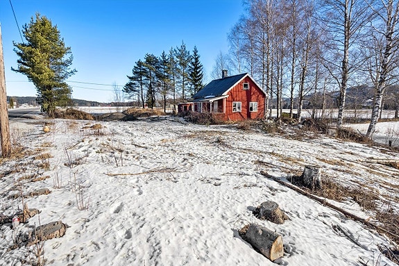 Vestre Solørveg 1604 - restaurering/rivingsobjekt på romslig, solrik tomt