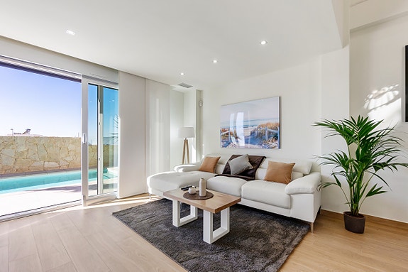 En megler med gode referanser -  SPANIA1.no