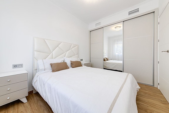 En megler med gode referanser - SPANIA1.no