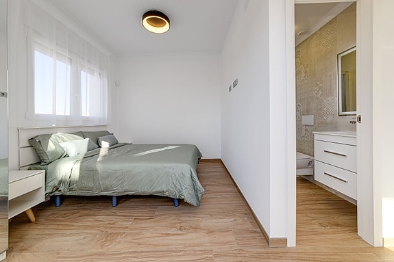 En megler med gode referanser - SPANIA1.no