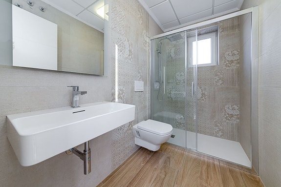 En megler med gode referanser - SPANIA1.no