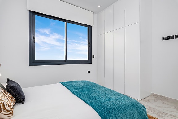 En megler med gode referanser -  SPANIA1.no