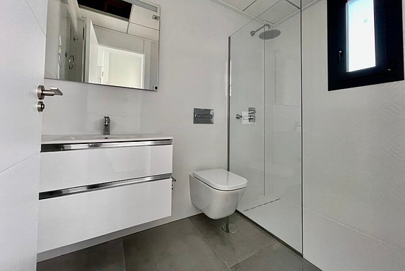 En megler med gode referanser - SPANIA1.no