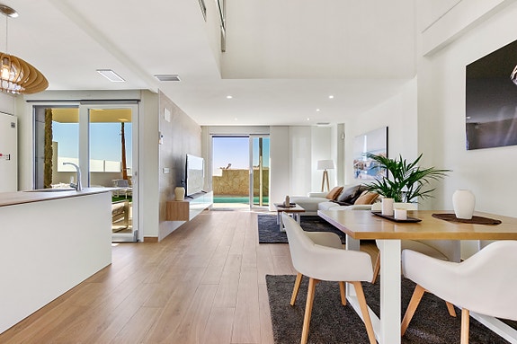 En megler med gode referanser -  SPANIA1.no