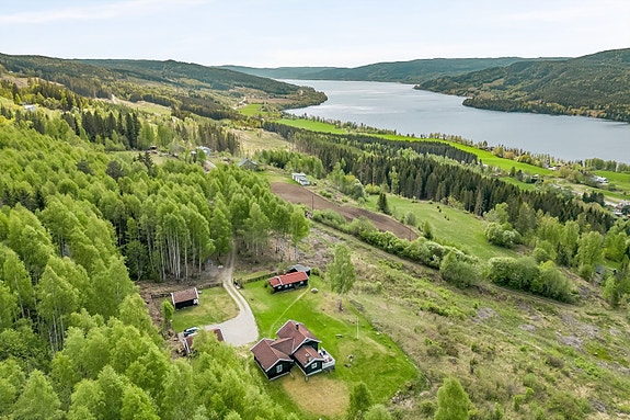 Nordvik Eiendomsmegling v/ Henning Huse presenterer Skruklivegen 150