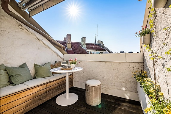 Nordvik v/Moestue har gleden av å presentere en meget attraktiv 3-roms loftsleilighet i et av de mest etterspurte boområdene på Grünerløkka! Husk visningspåmelding!