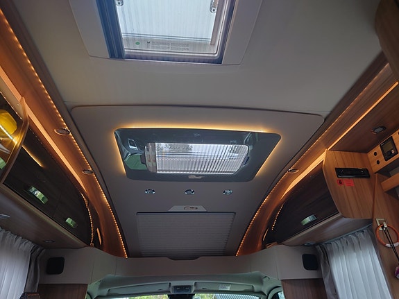 Knaus R22 11 of 30