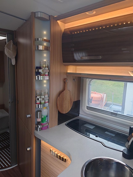 Knaus R22 27 of 30