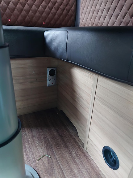 Knaus R22 10 of 30