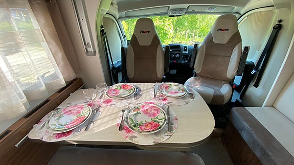 Pilote P 746 C 18 of 23