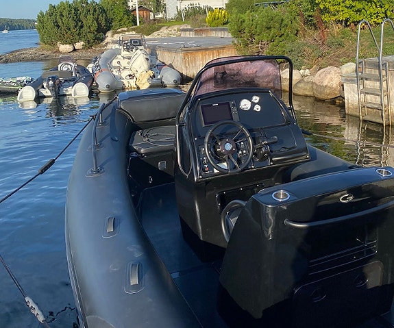 RIB leies ut - pplass ved båtplassen 2 of 8