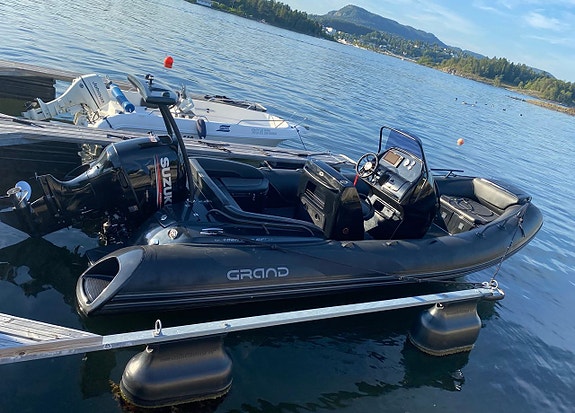 RIB leies ut - pplass ved båtplassen 3 of 8