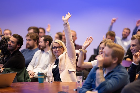 Rekk opp hånden alle som tenker du bør søke hos oss!