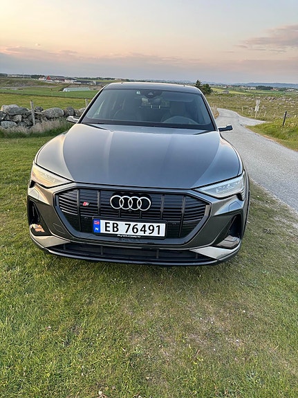 Audi e-tron Sportback 7 of 11