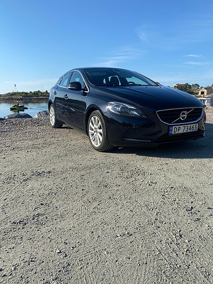Volvo V40 9 of 20