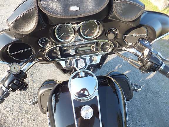 Harley-Davidson Electra Glide 3 of 5