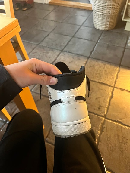 Product image 2 of 9