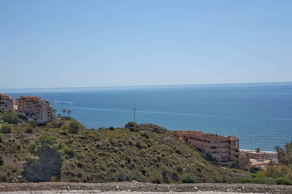 En megler med gode referanser - SPANIA1.no