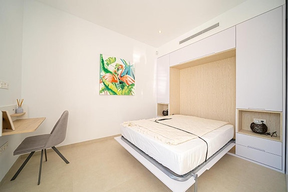 En megler med gode referanser - SPANIA1.no