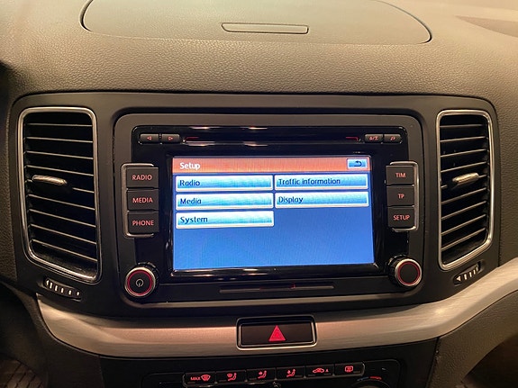 Volkswagen Sharan 28 of 30