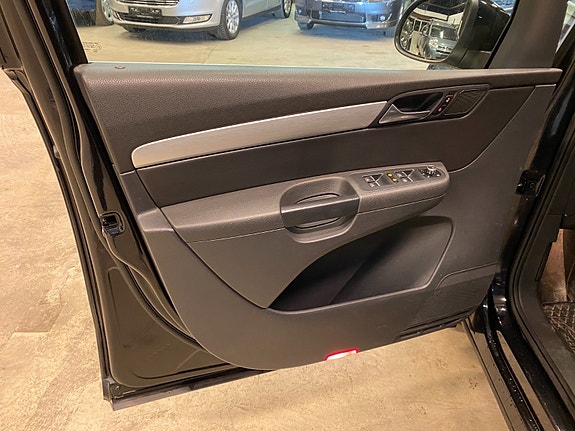Volkswagen Sharan 16 of 30