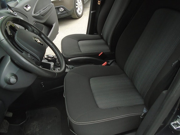 Renault Zoe 16 of 18
