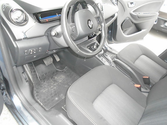 Renault Zoe 14 of 18