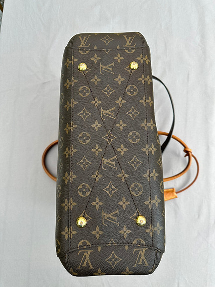 LOUIS VUITTON M41056 Handbag Montaigne MM Monogram W/ box UNAVAILABLE at LV