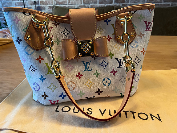 Louis Vuitton Monogram Annie