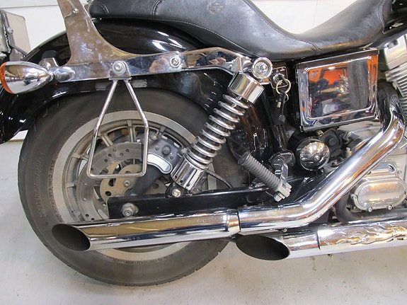Harley-Davidson Dyna Super Glide (FXD) 5 of 5