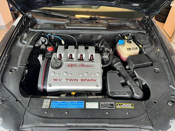 Alfa Romeo 166 17 of 21