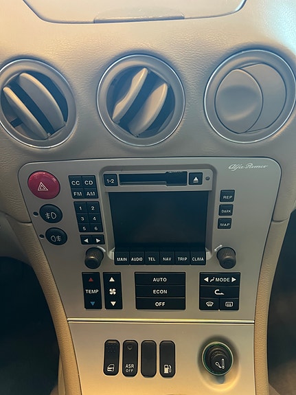 Alfa Romeo 166 6 of 21