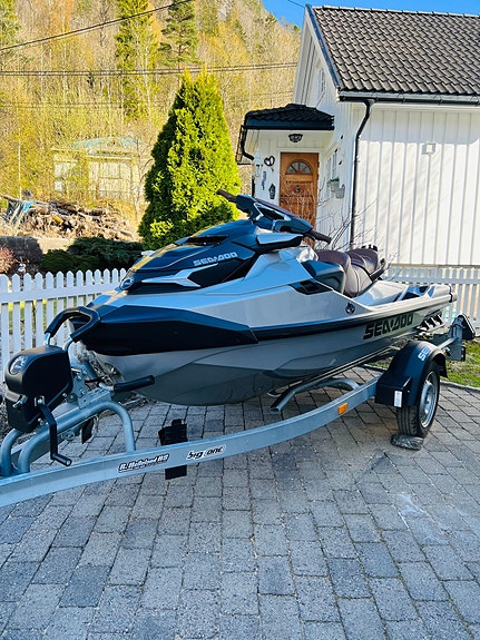 Sea-Doo GTX 300 Limited 6 of 6