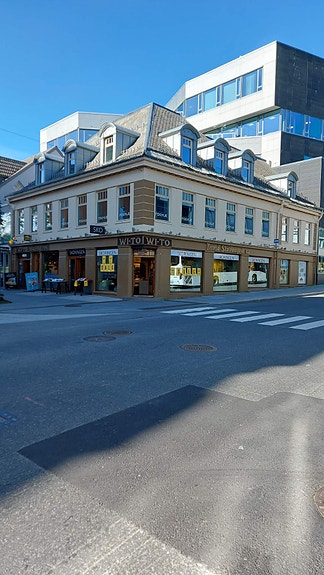 Sentralt plassert midt i Tromsø sentrum