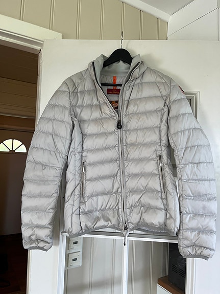 Product image 1 of 6