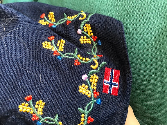 Product image 2 of 7