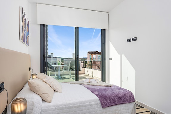 En megler med gode referanser -  SPANIA1.no