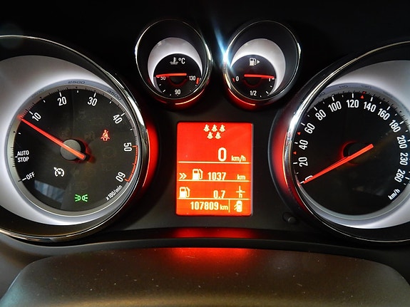 Opel Zafira Tourer 18 of 23