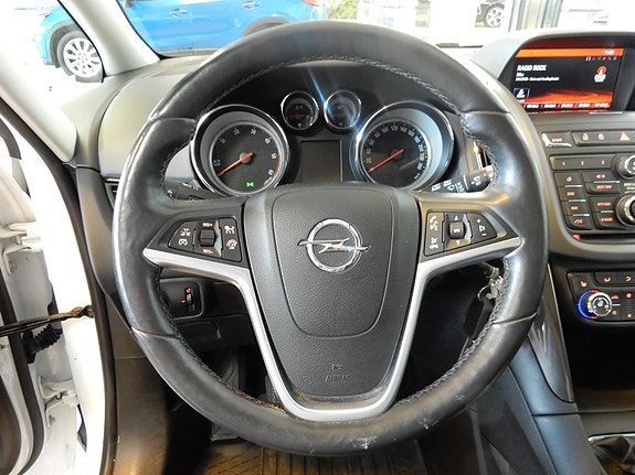 Opel Zafira Tourer 17 of 23