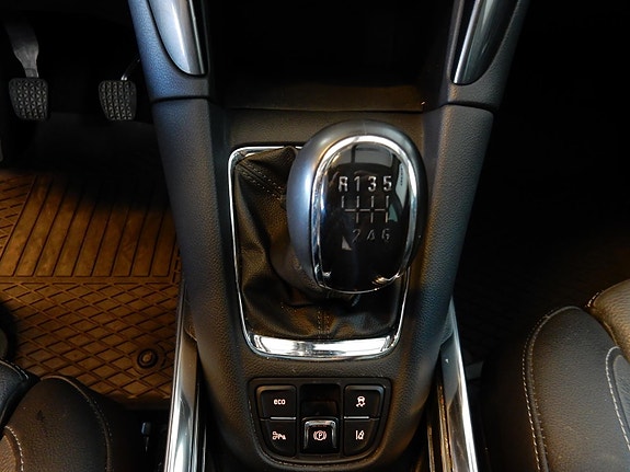 Opel Zafira Tourer 16 of 23