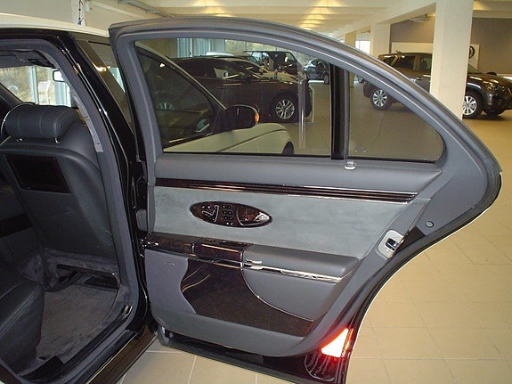 Maybach 57 8 of 28