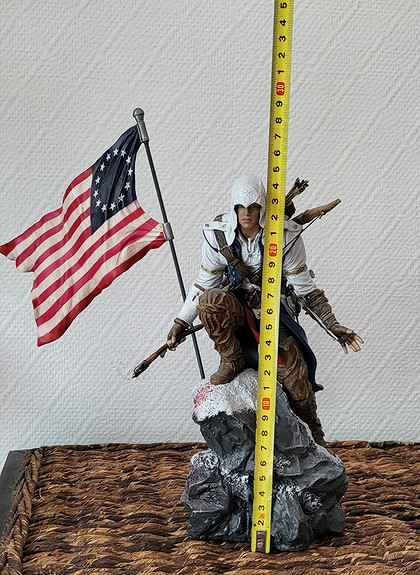 Assassin's Creed III Limited Edition Statue Connor Kenway Flag UBIsoft