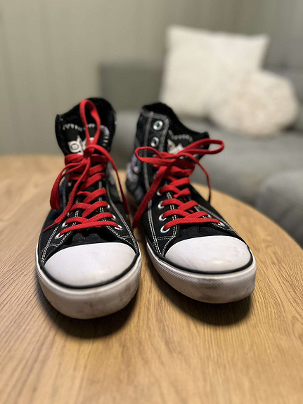 Five finger death 2024 punch converse shoes