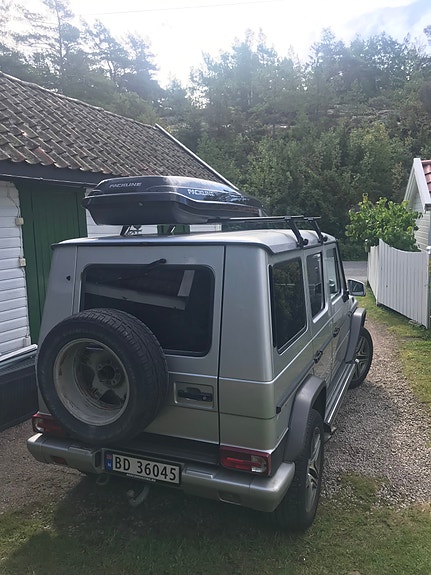 Mercedes-Benz Geländewagen 6 of 18