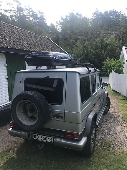 Mercedes-Benz Geländewagen 5 of 18