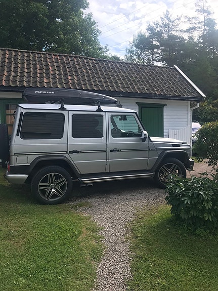 Mercedes-Benz Geländewagen 4 of 18