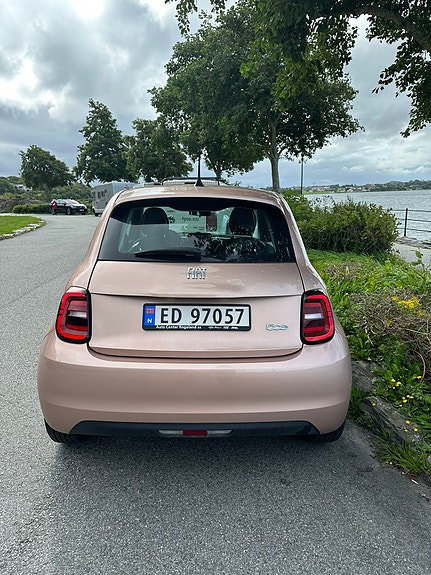 Fiat 500 4 of 5