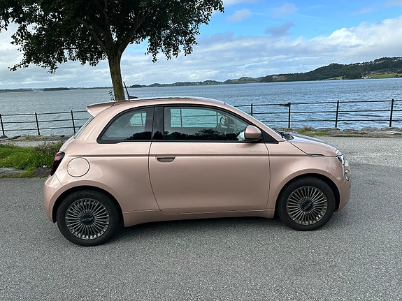 Fiat 500 3 of 5